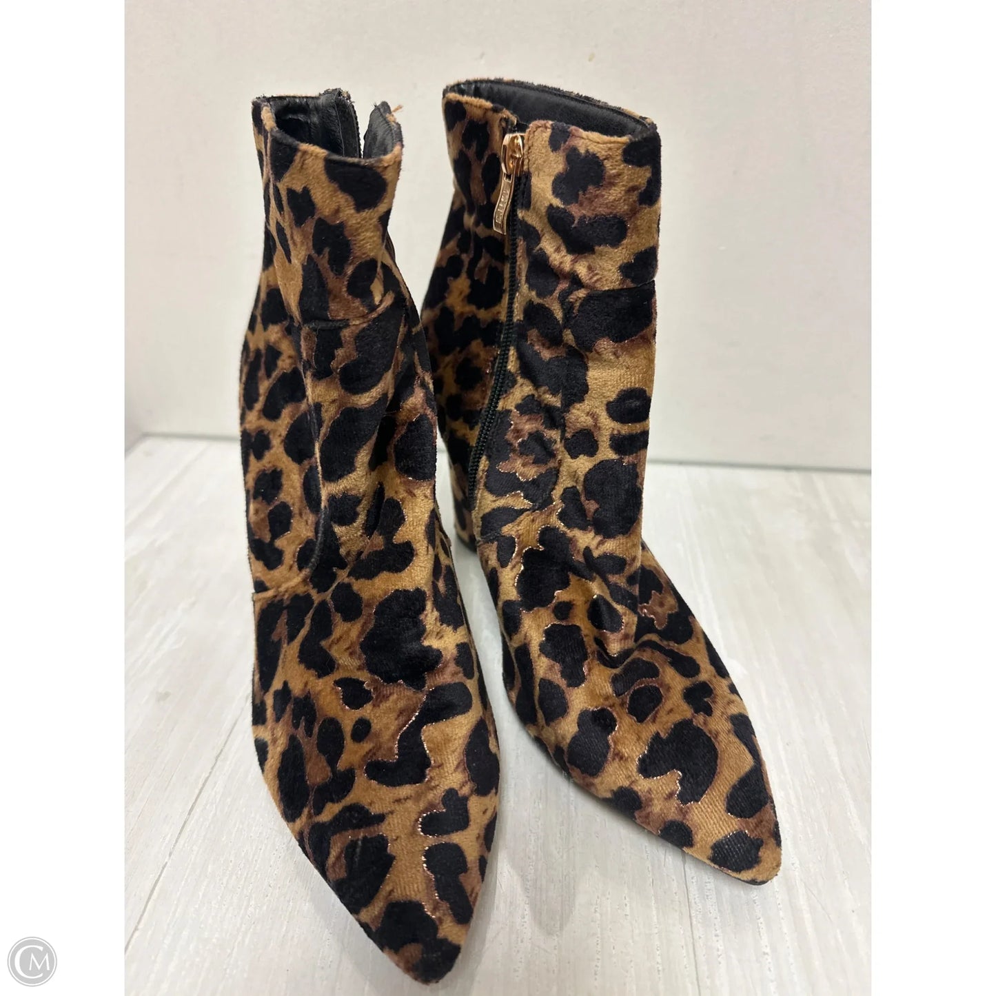 Boots Ankle Heels By Clothes Mentor In Animal Print, Size: 9
