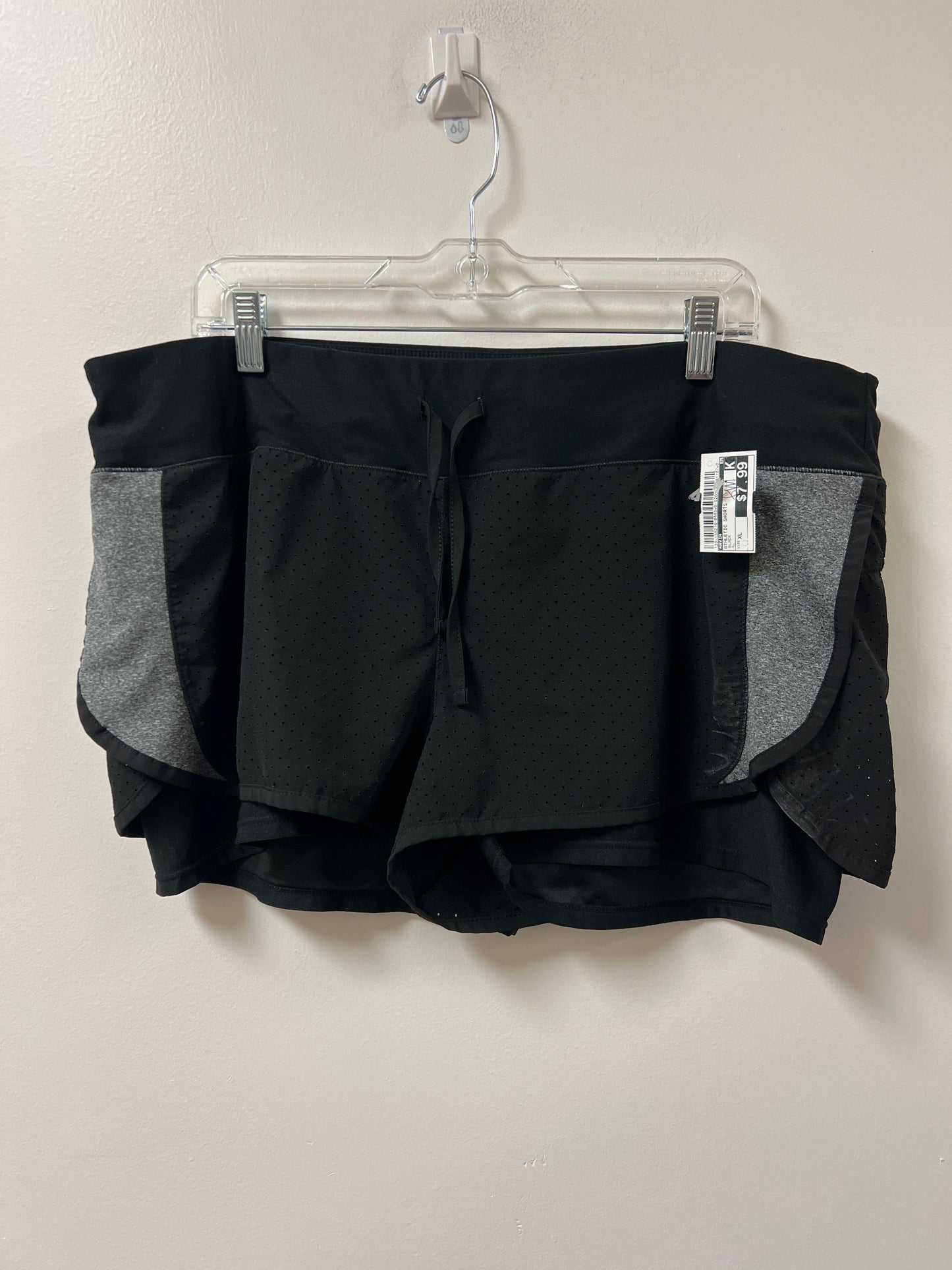 Athletic Shorts By Avia In Black, Size: Xl