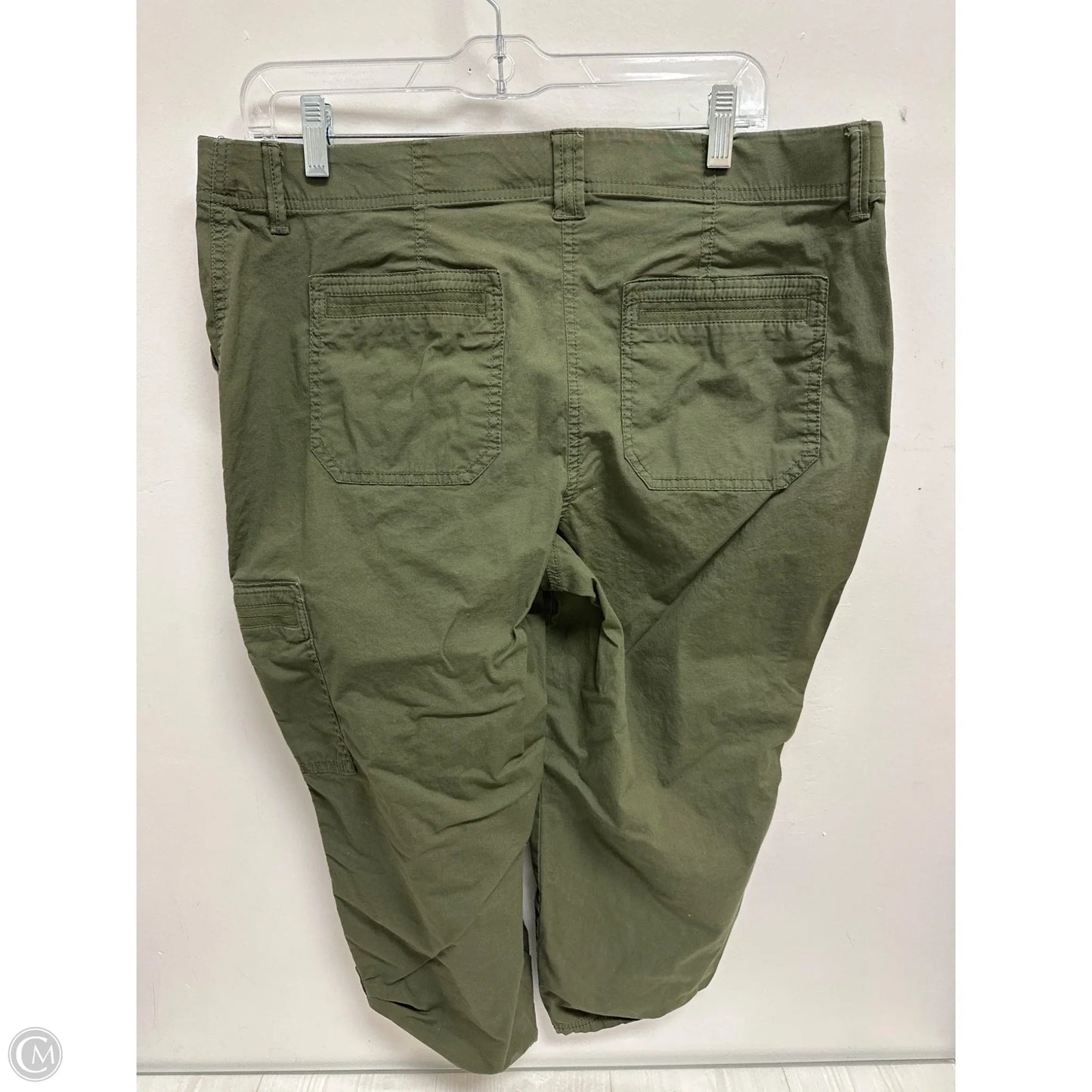 Pants Cropped By Chicos In Green, Size: 12p