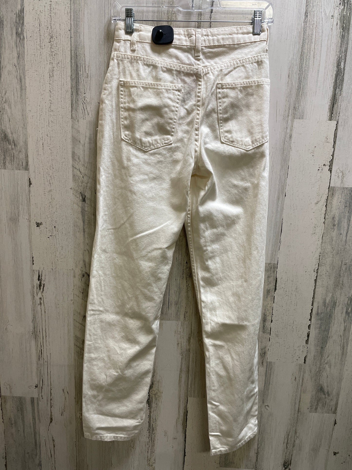 White Jeans Boyfriend Pretty Little Thing, Size 4