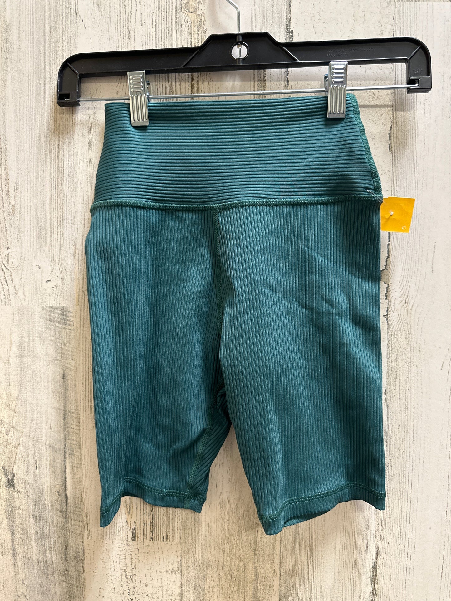 Green Athletic Capris Clothes Mentor, Size Xs