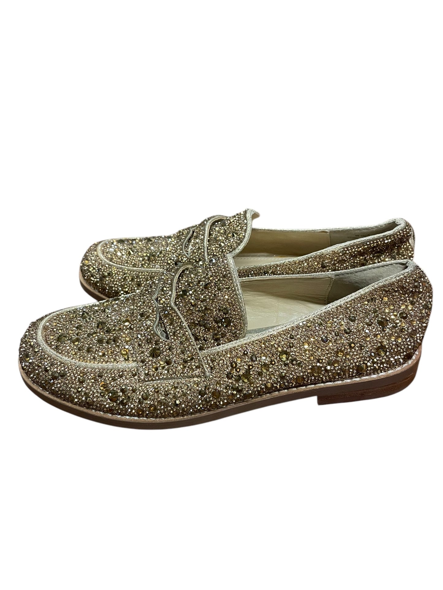 Shoes Flats By Betsey Johnson In Bronze, Size: 6