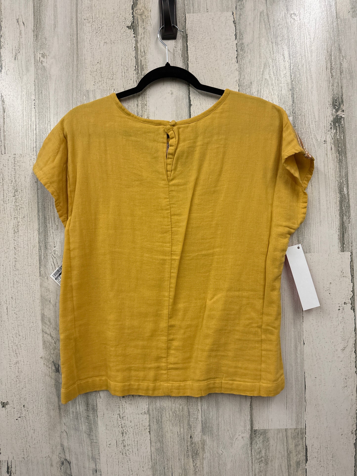 Yellow Top Short Sleeve Ariat, Size M