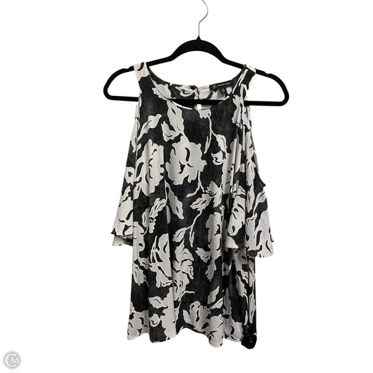 Top Sleeveless By International Concepts In Black & White, Size: Xxl