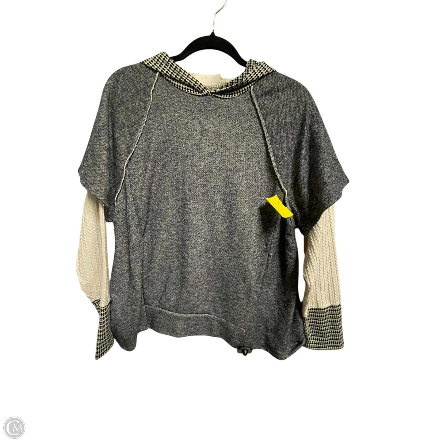 Top Long Sleeve By Clothes Mentor In Grey, Size: S