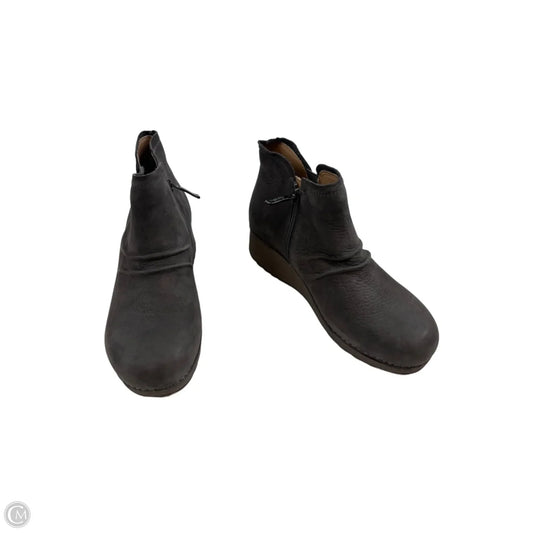 Boots Ankle Heels By Dansko In Grey, Size: 9