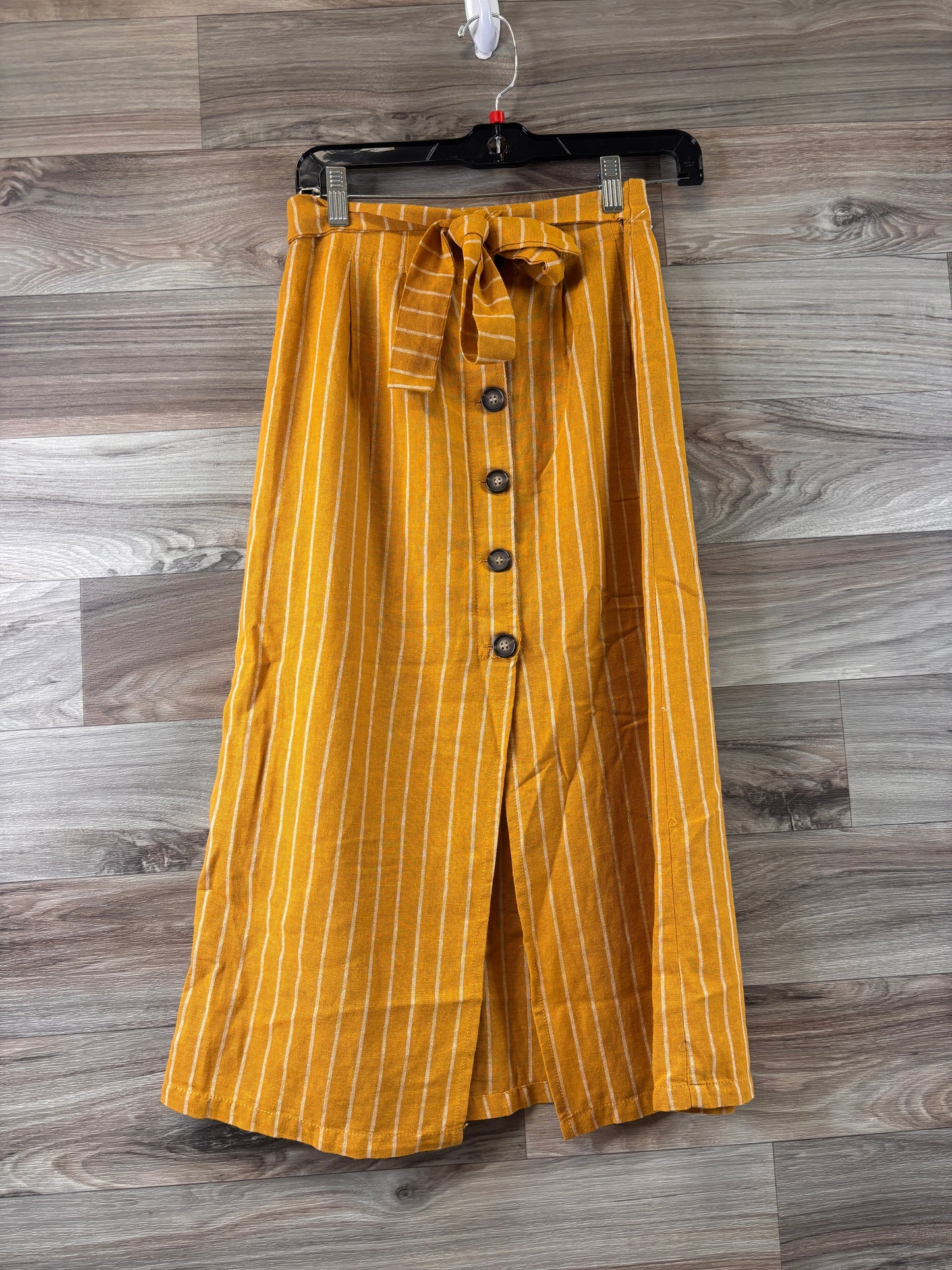 Yellow Skirt Midi Clothes Mentor, Size S