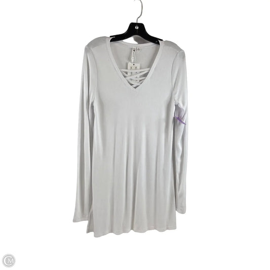 Top Long Sleeve Basic By Cable And Gauge In White, Size: L