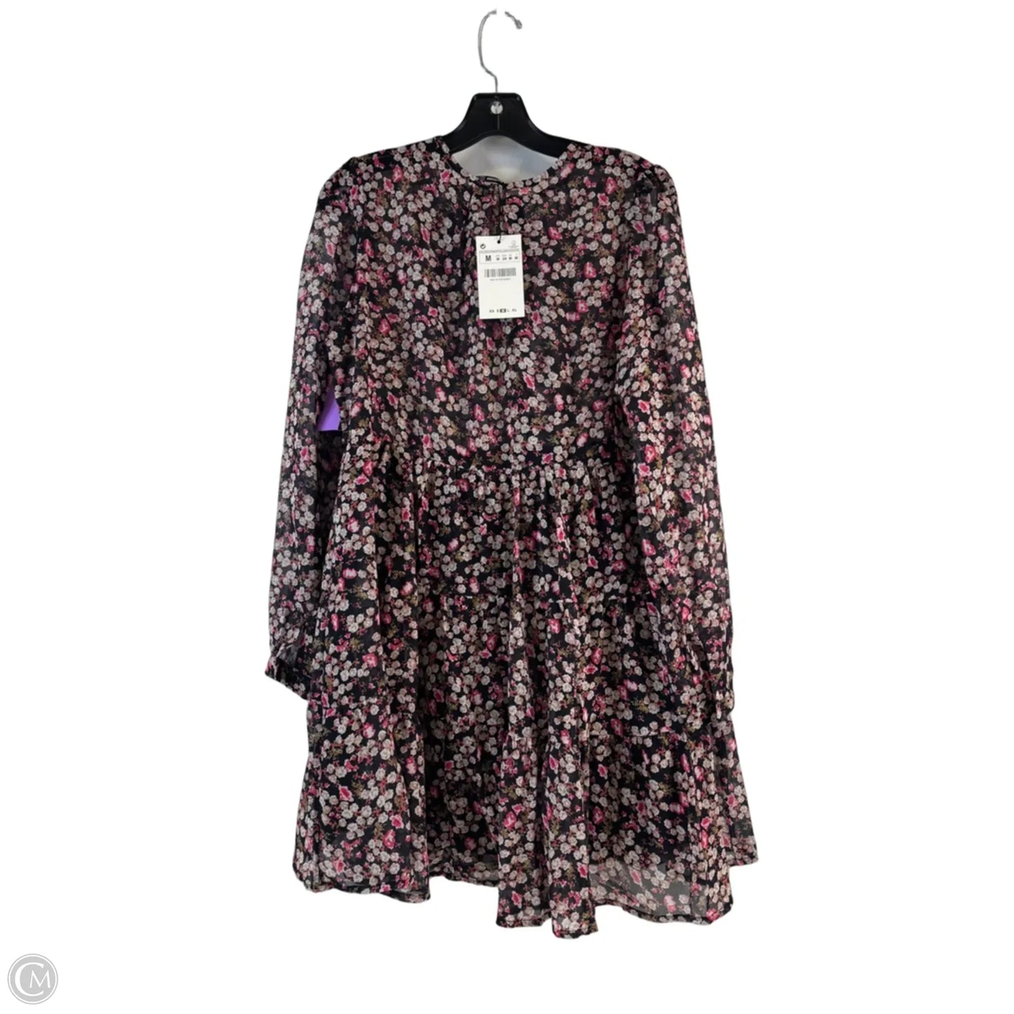 Dress Casual Short By Clothes Mentor In Black & Pink, Size: M
