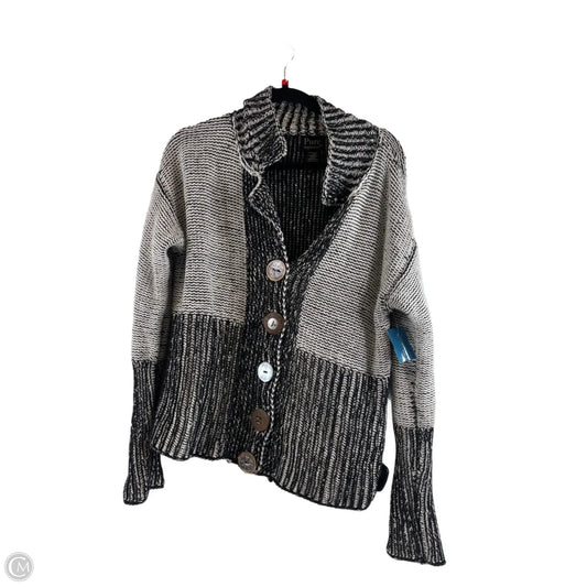 Sweater Cardigan By Clothes Mentor In Black & White, Size: Xl