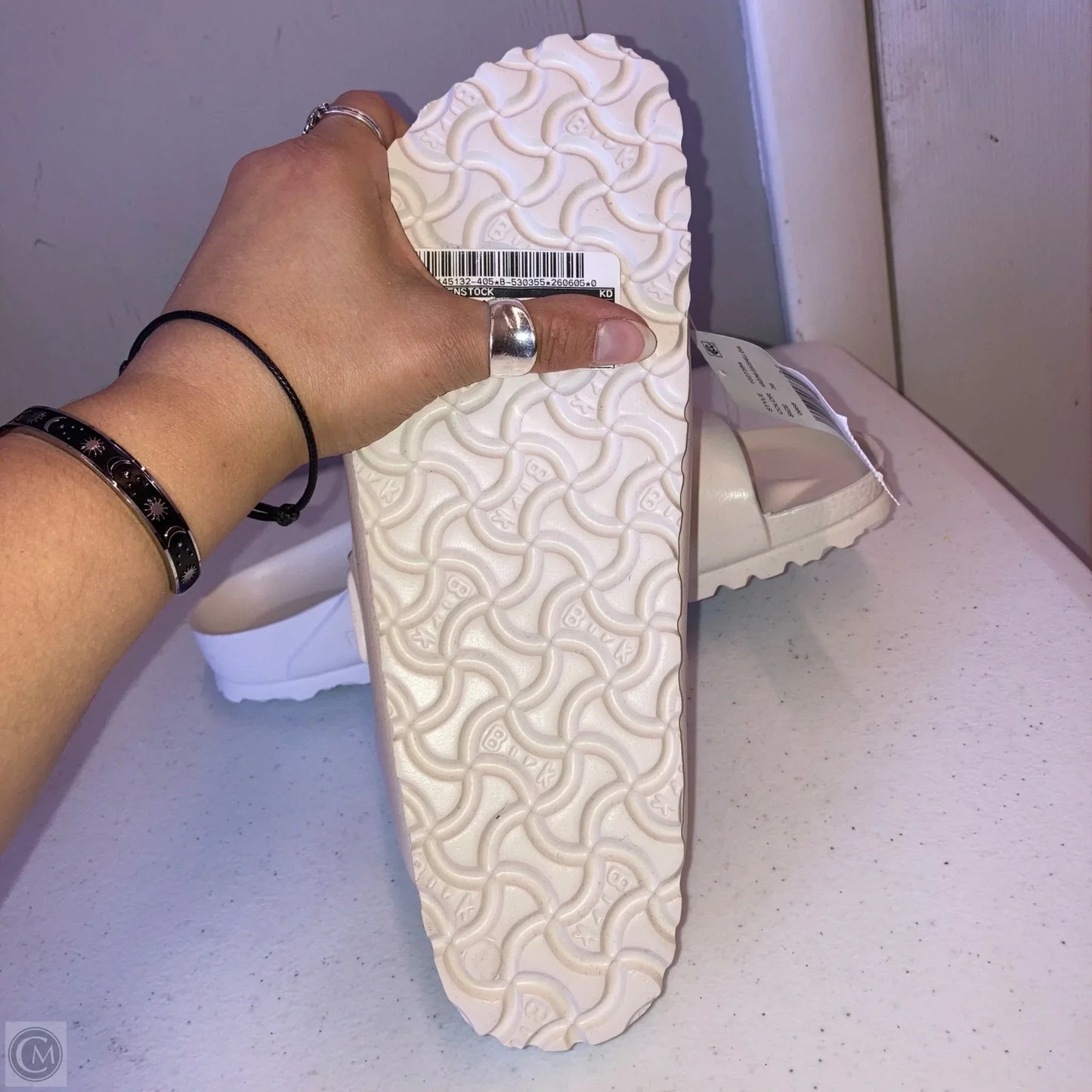 Sandals Flats By Birkenstock In Cream, Size: 7