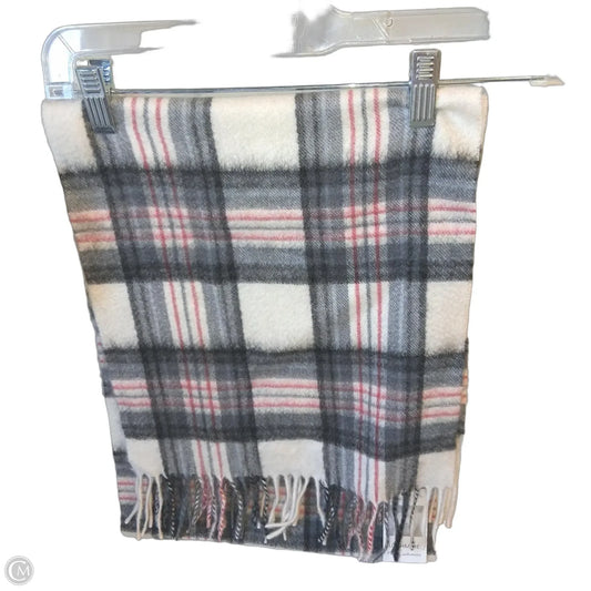 Scarf Winter by Lochmere In Plaid Pattern