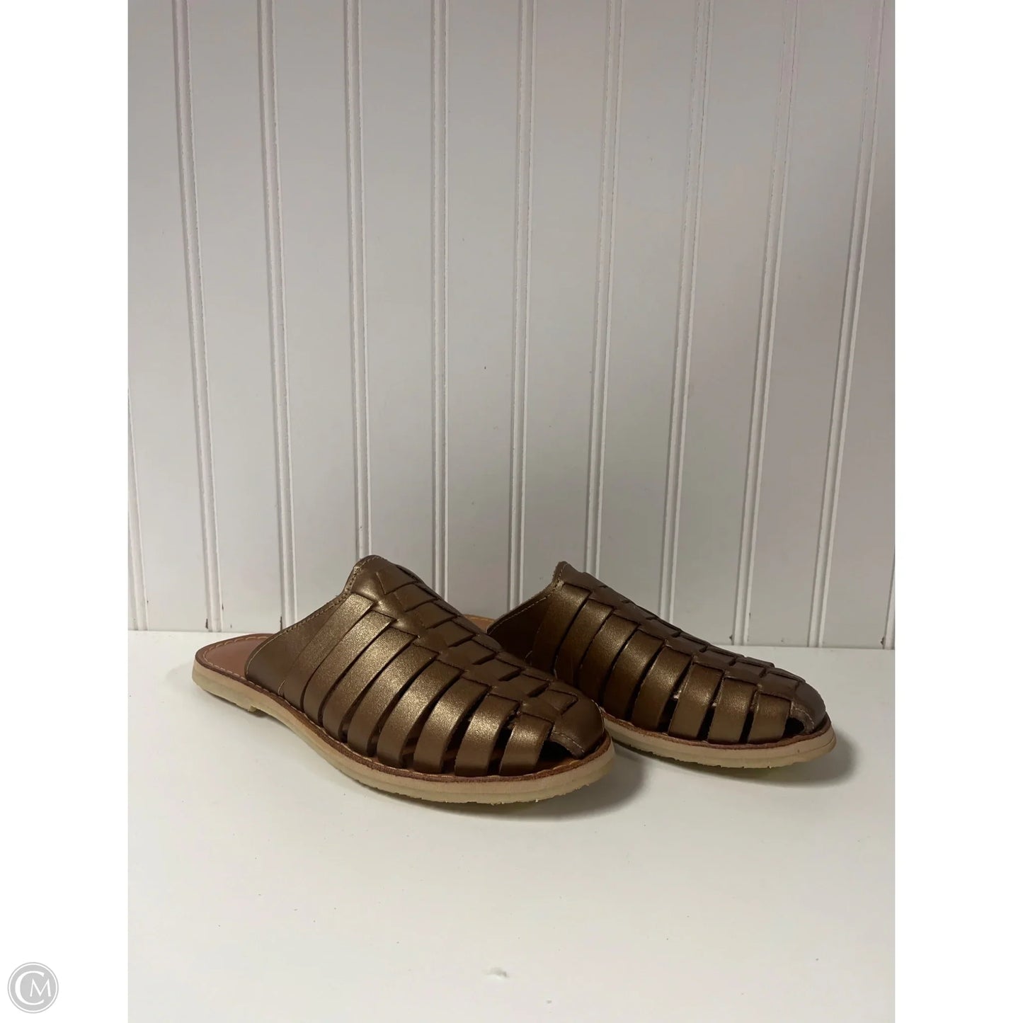 Sandals Flats By Bearpaw In Bronze, Size: 7