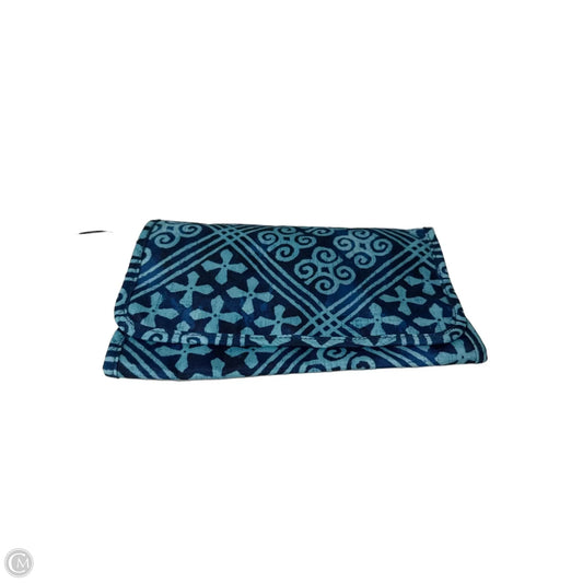 Makeup Bag By Vera Bradley, Size: Medium