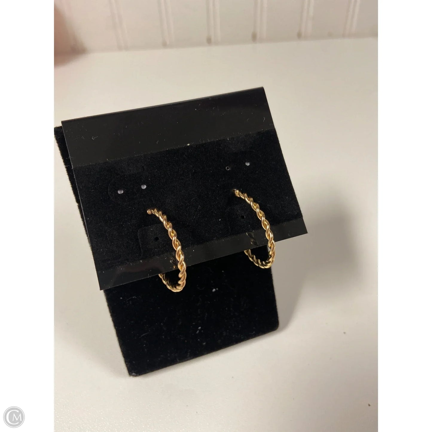 Earrings Hoop By Clothes Mentor, Size: 1