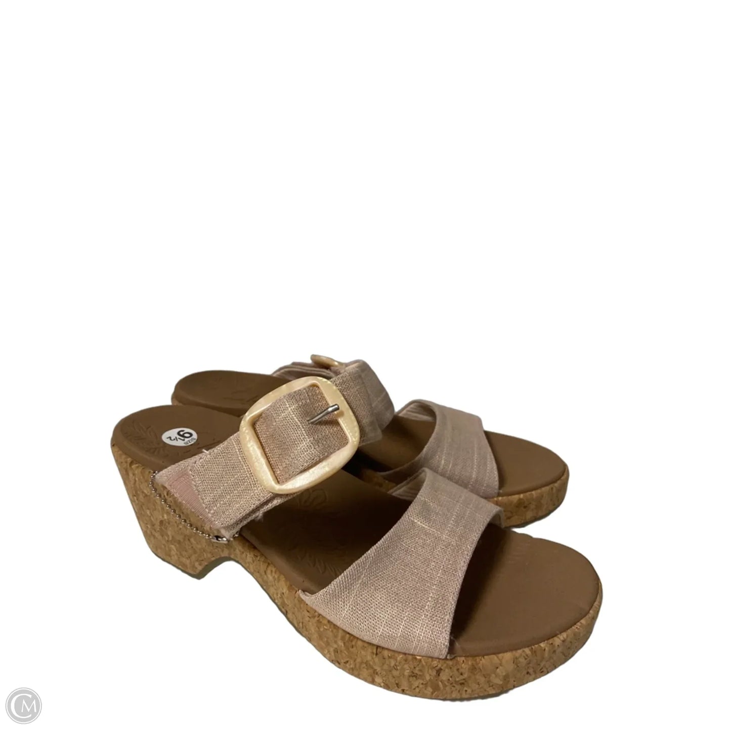 Sandals Heels Wedge By Skechers In Beige, Size: 9.5