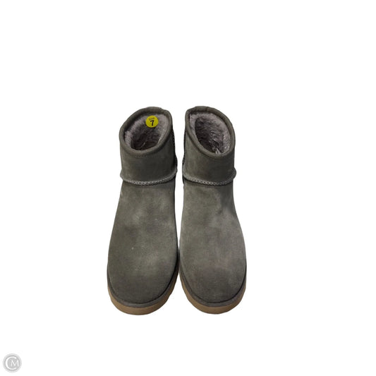 Boots Designer By Ugg In Grey, Size: 7
