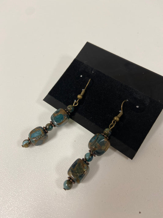 Earrings Dangle/drop By Clothes Mentor