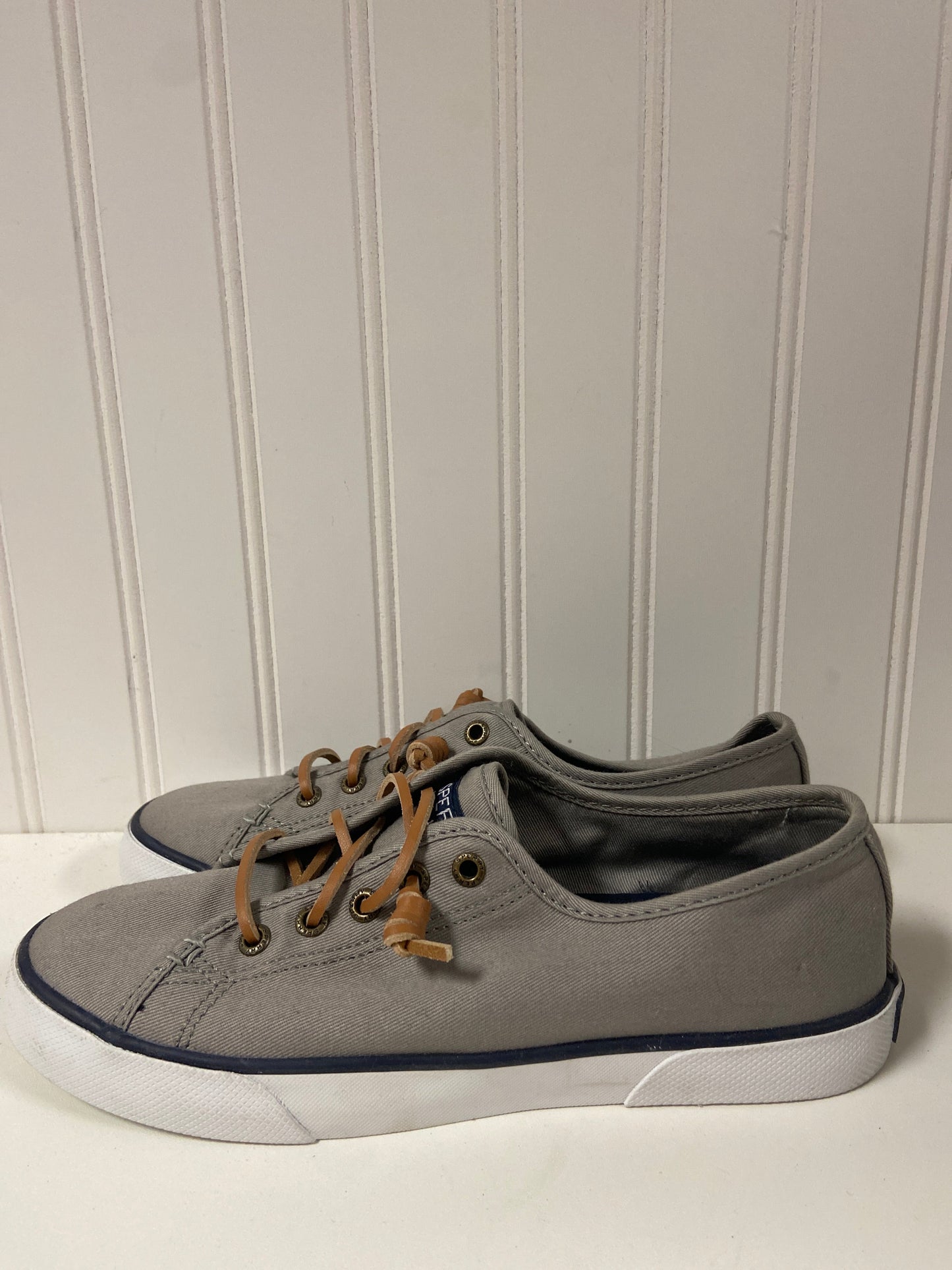 Grey Shoes Sneakers Sperry, Size 6