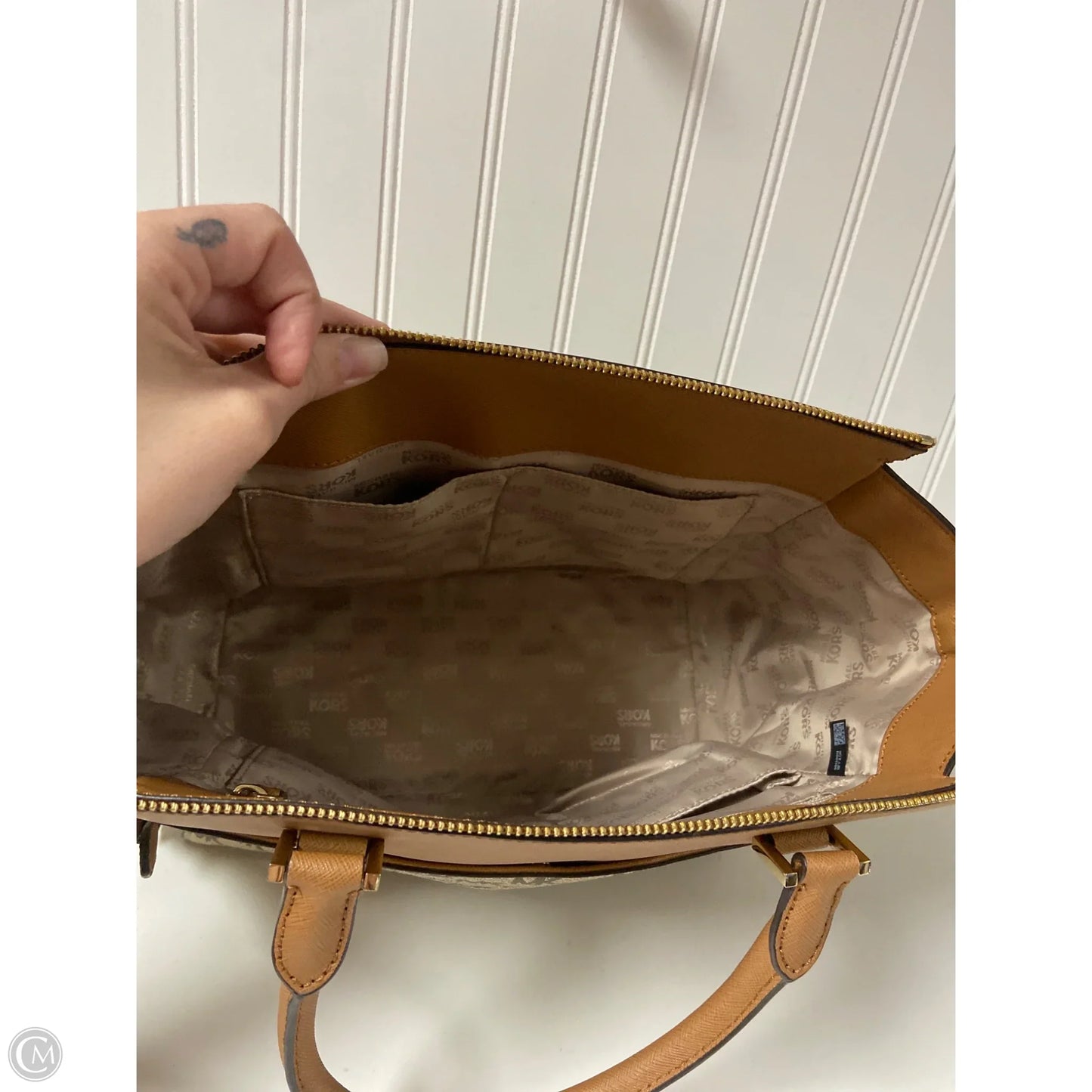 Handbag Designer By Michael Kors, Size: Medium