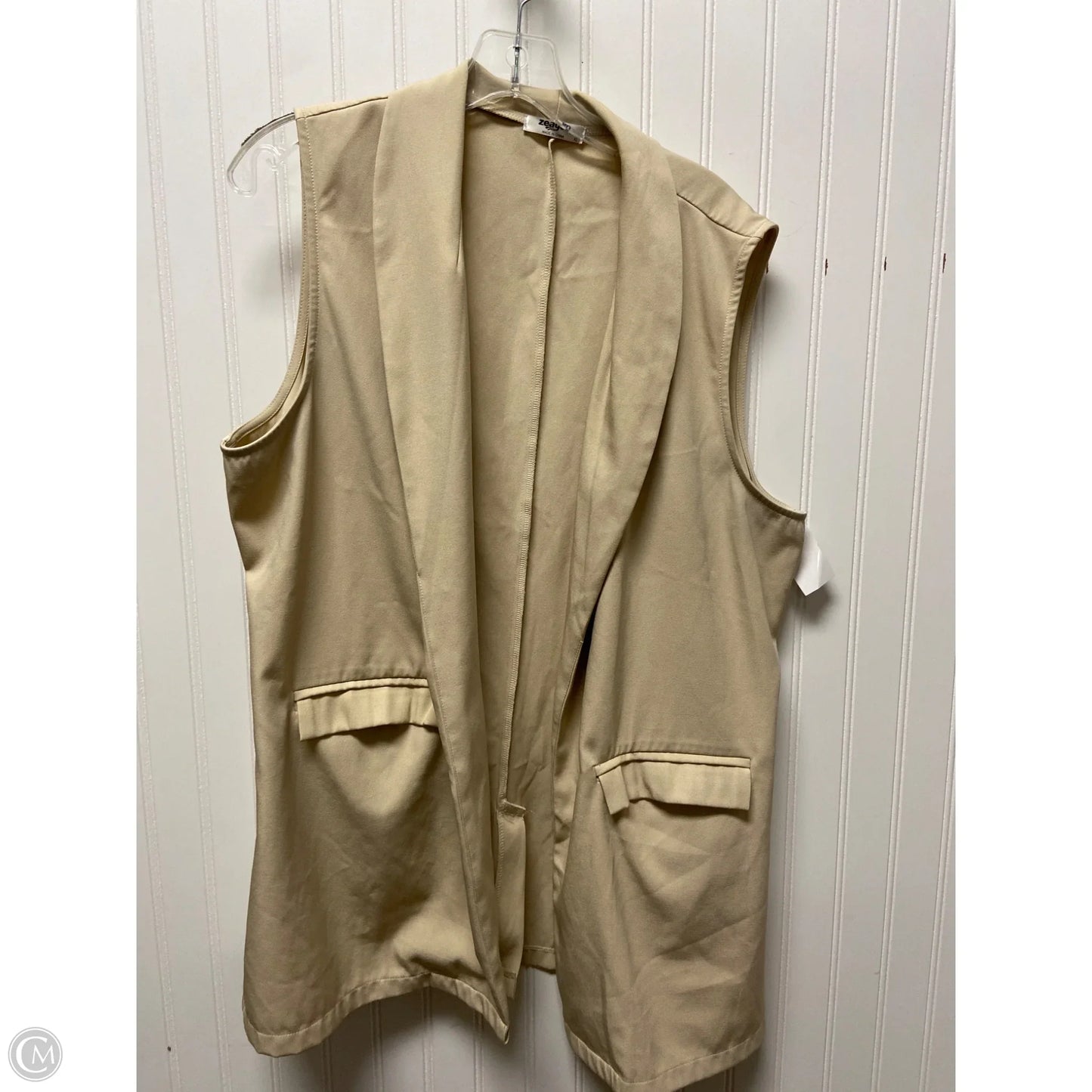 Blazer By Clothes Mentor In Beige, Size: Xl