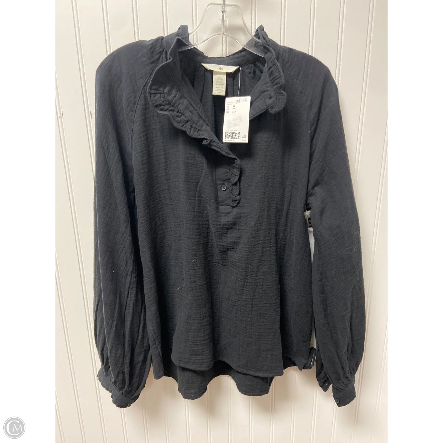 Top Long Sleeve By H&m In Black, Size: Xs