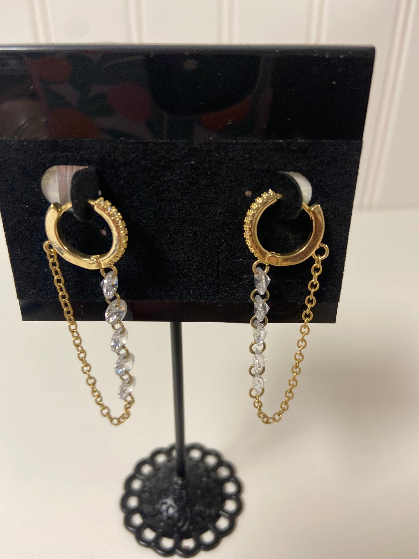 Earrings Dangle/drop By Clothes Mentor