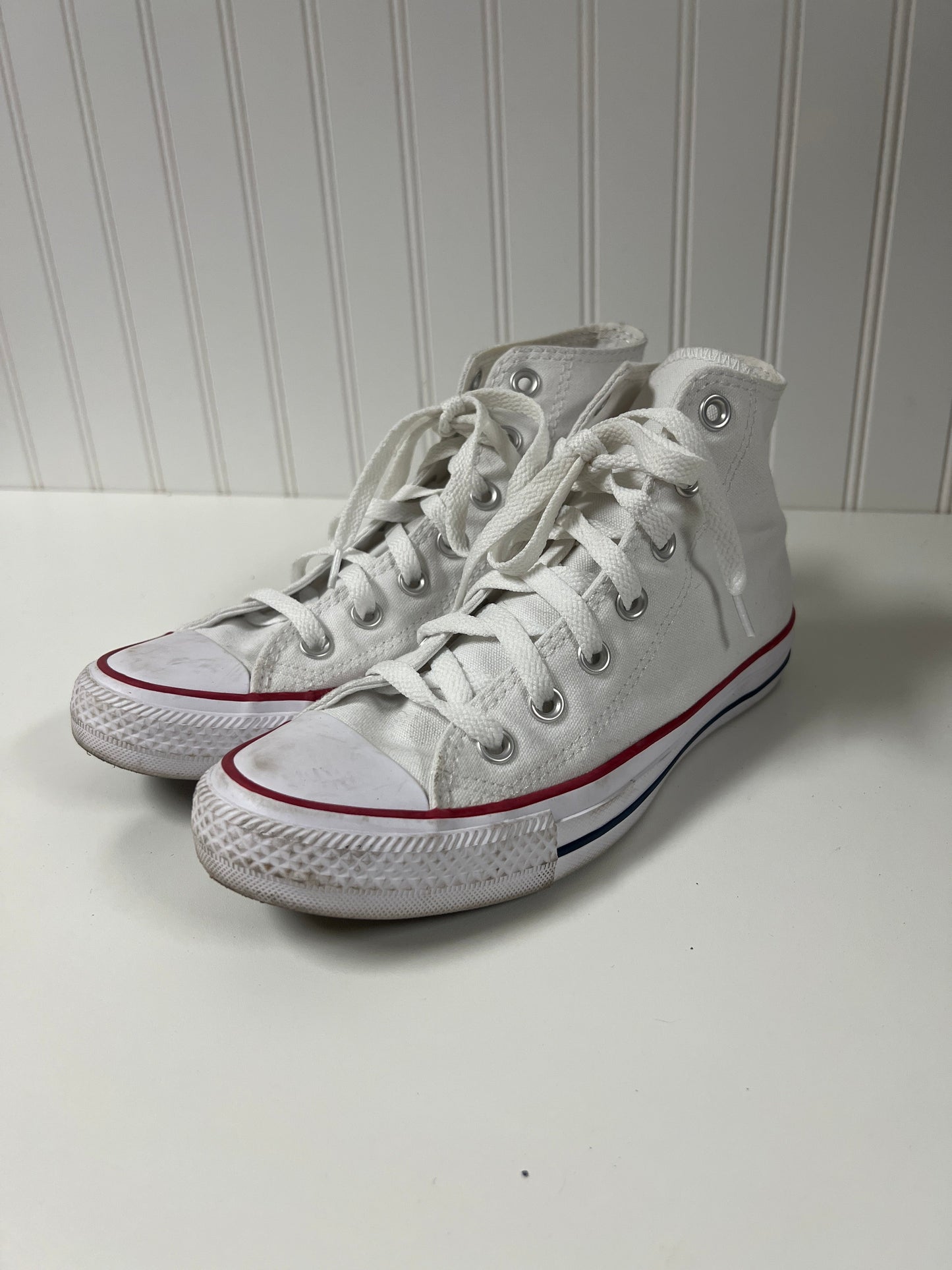 White Shoes Sneakers Converse, Size 6.5