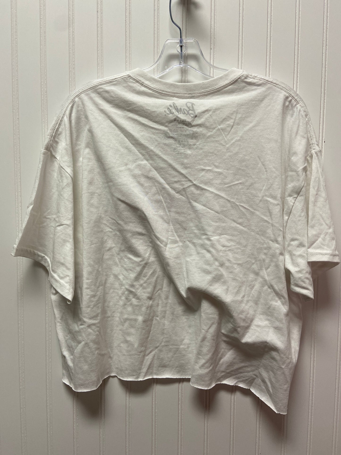 White Top Short Sleeve Clothes Mentor, Size Xl