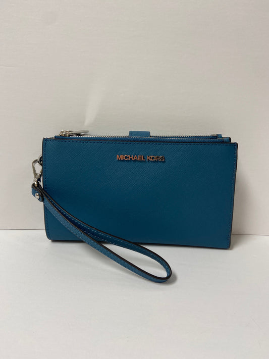 Crossbody Designer By Michael Kors  Size: Large