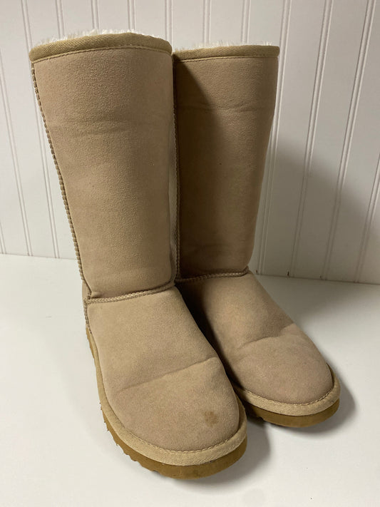 Boots Designer By Ugg In Tan, Size: 9