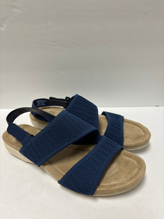 Navy Sandals Flats Croft And Barrow, Size 9.5