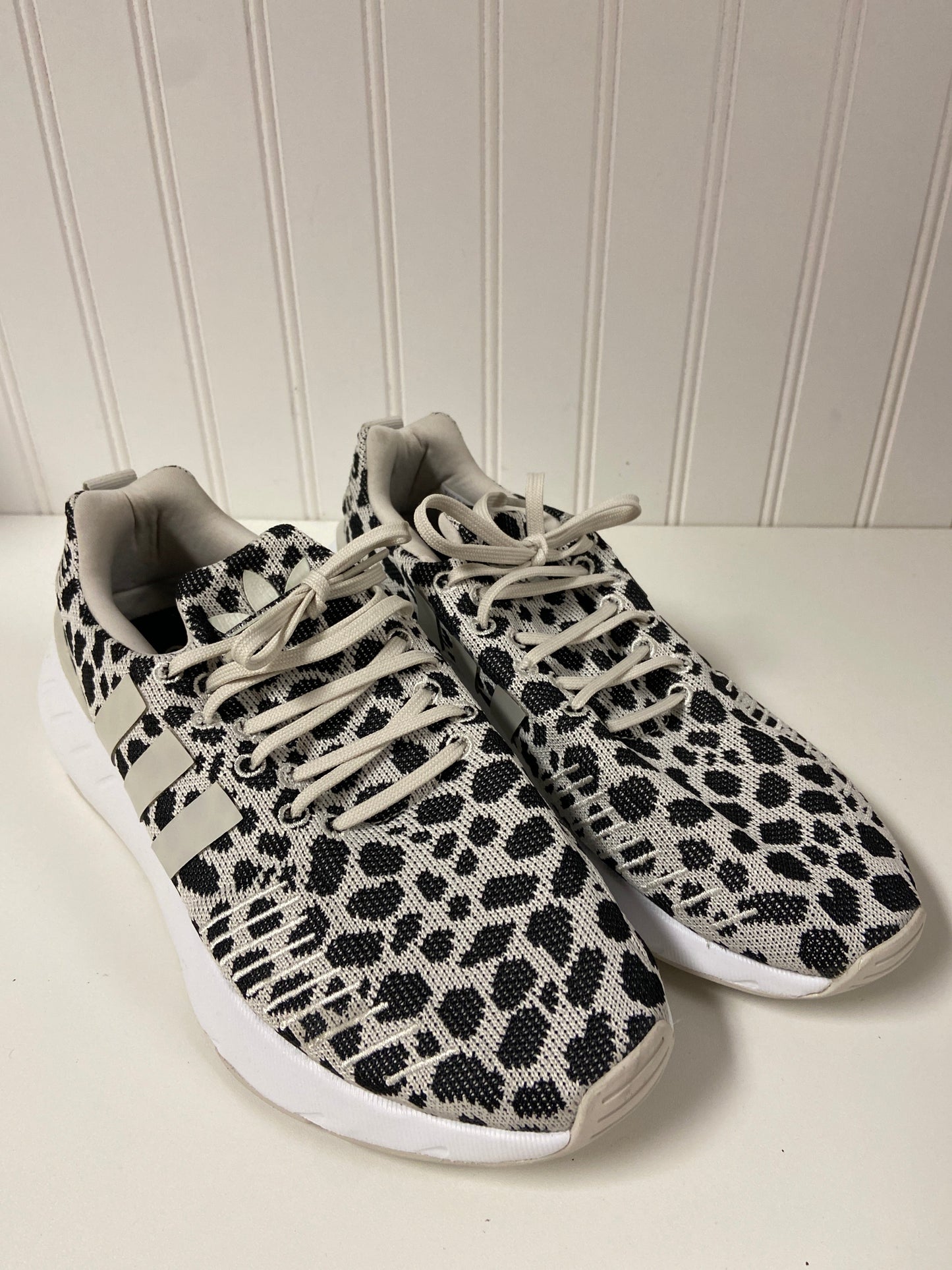 Animal Print Shoes Athletic Adidas, Size 8