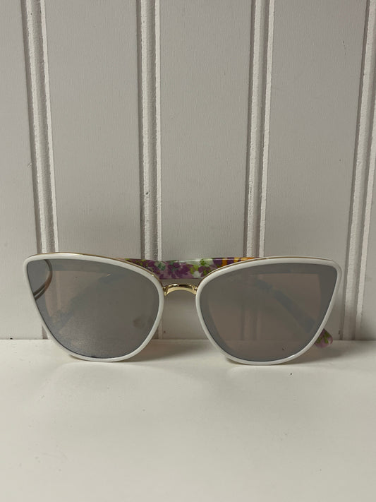 Sunglasses Clothes Mentor, Size 01 Piece