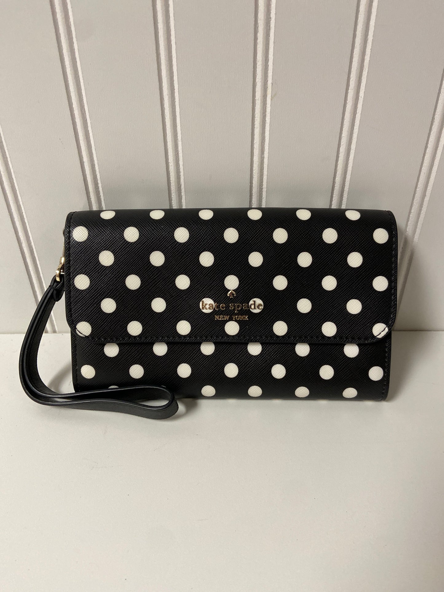 Wristlet Designer By Kate Spade, Size: Medium