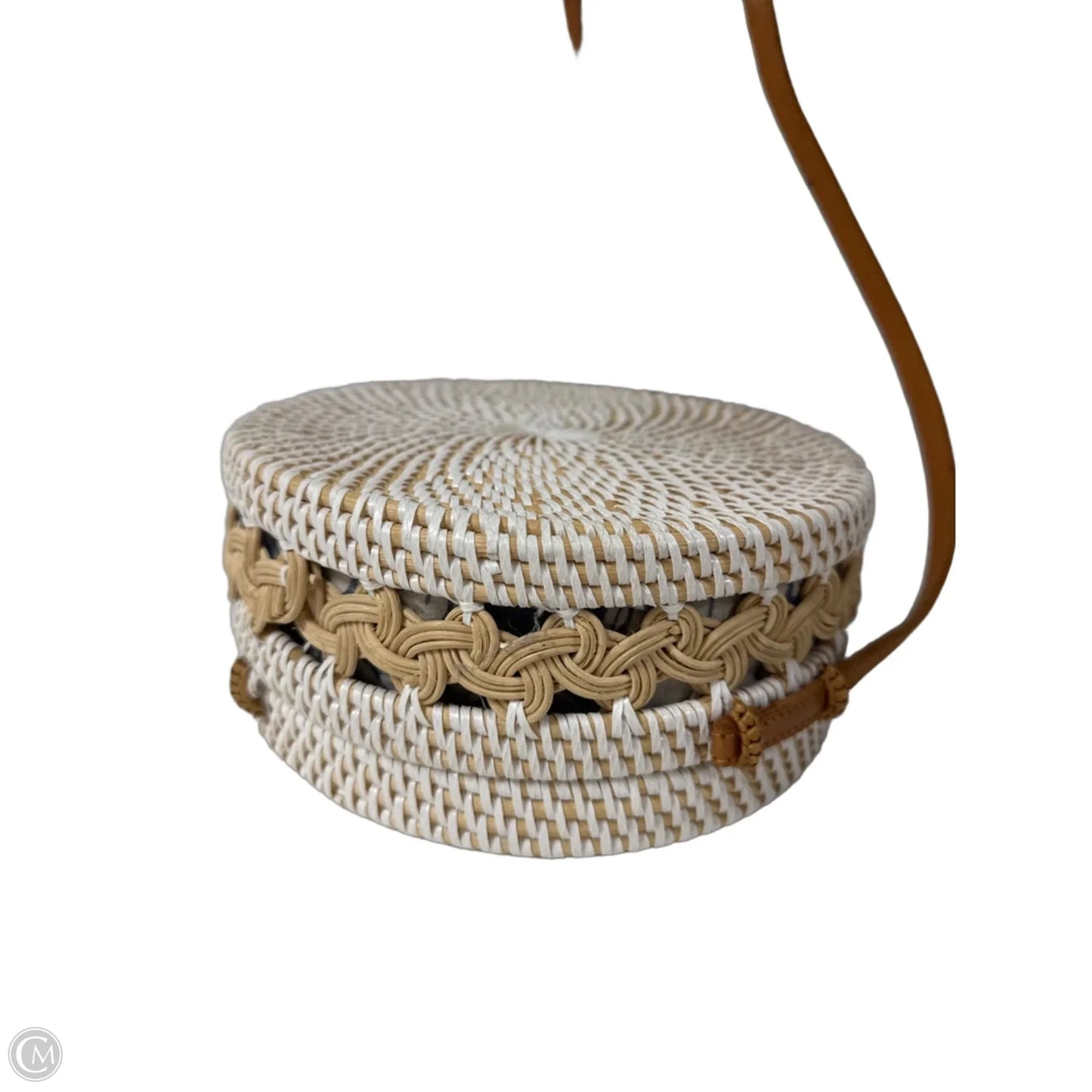 Crossbody By Clothes Mentor, Size: Medium