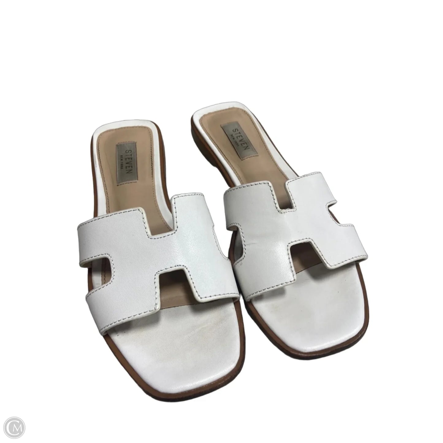 Sandals Flats By Clothes Mentor In White, Size: 7