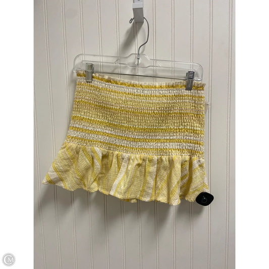 Top Sleeveless By Judith March In Yellow, Size: L