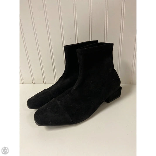 Boots Ankle Flats By Clothes Mentor In Black, Size: 9.5