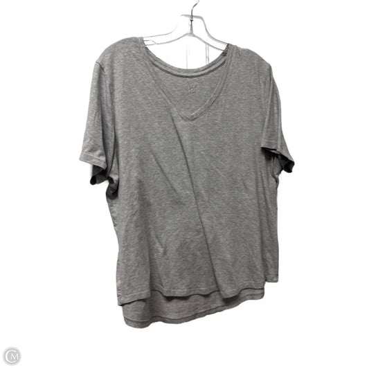 Top Short Sleeve By Terra & Sky In Grey, Size: 1x