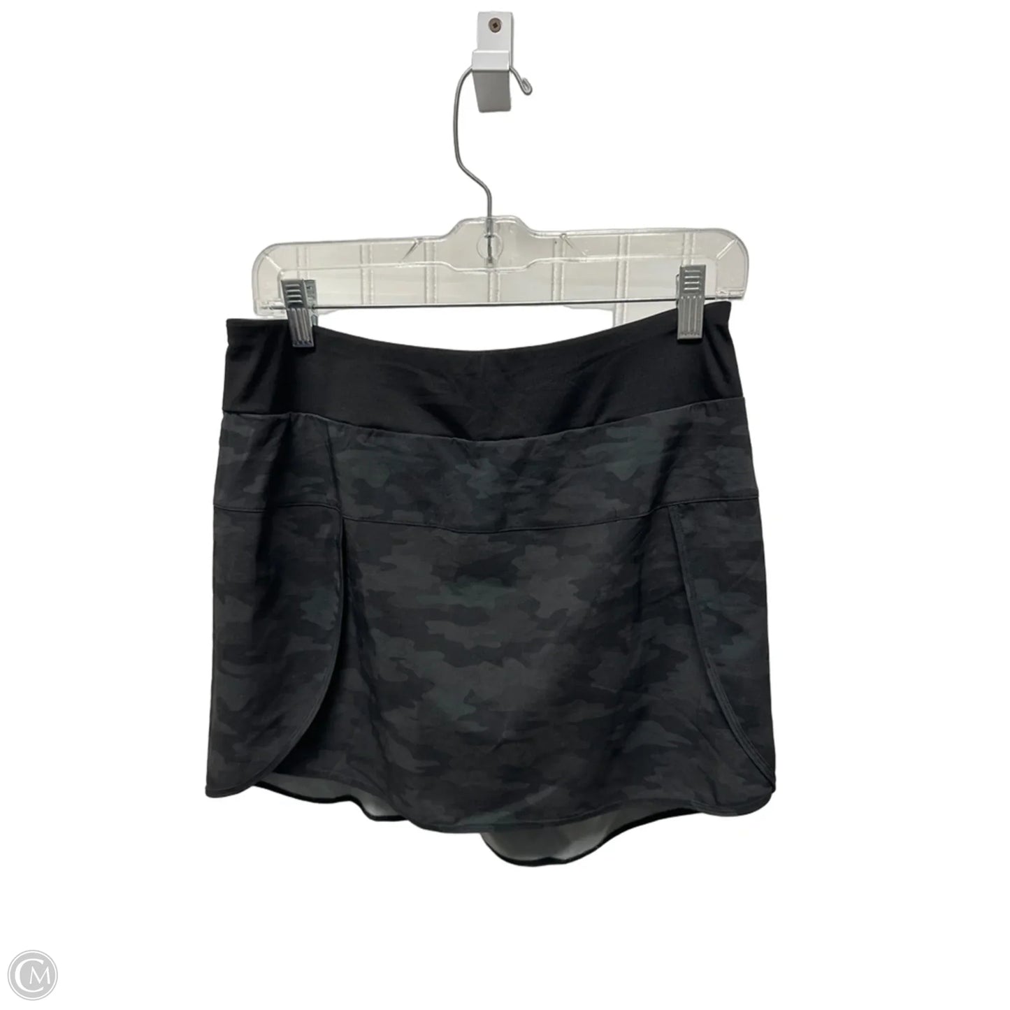 Athletic Skort By Kyodan In Camouflage Print, Size: M