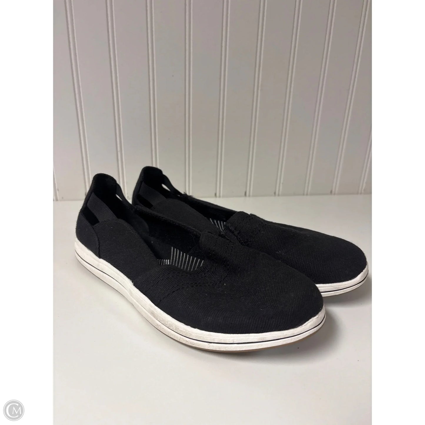 Shoes Flats By Clarks In Black, Size: 8