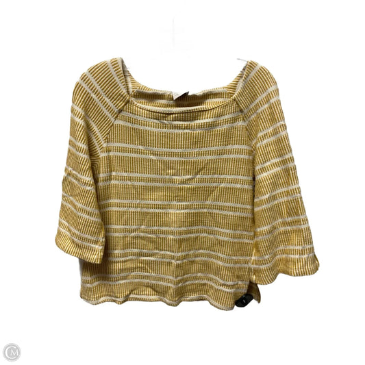 Top 3/4 Sleeve By Clothes Mentor In White & Yellow, Size: Xs