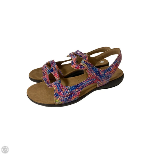 Sandals Flats By Clothes Mentor In Multi-colored, Size: 9