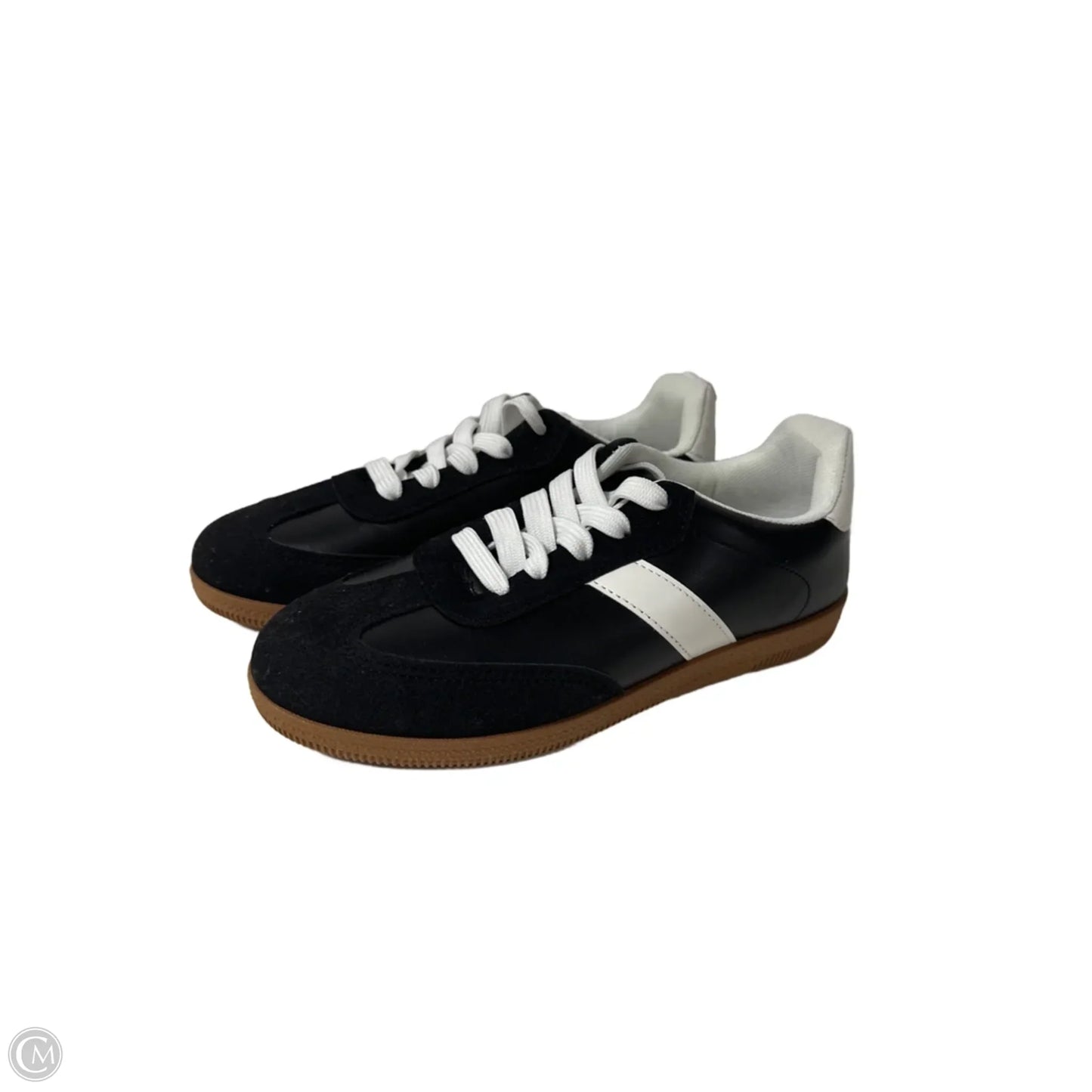 Shoes Sneakers By Clothes Mentor In Black, Size: 7