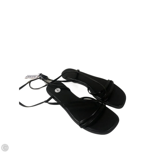 Sandals Flats By Old Navy In Black, Size: 7