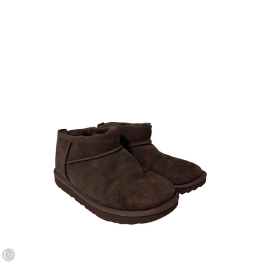 Boots Designer By Ugg In Brown, Size: 7.5