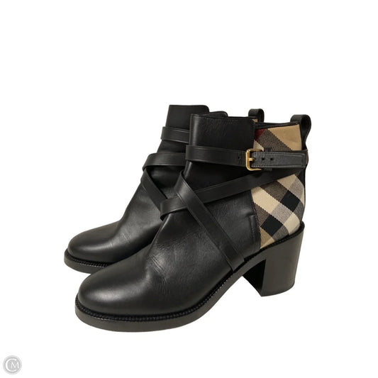 Boots Luxury Designer By Burberry In Black, Size: 7.5