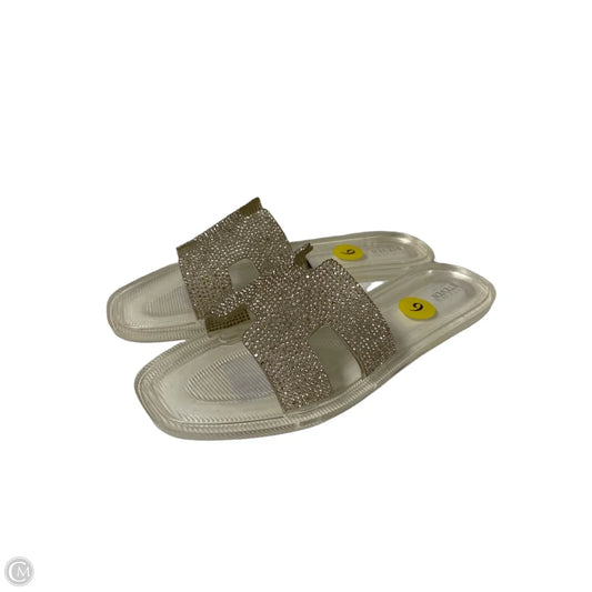 Sandals Flats By Clothes Mentor In Clear, Size: 9