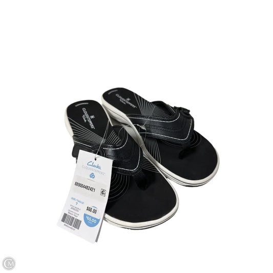 Sandals Flip Flops By Clarks In Black & White, Size: 7